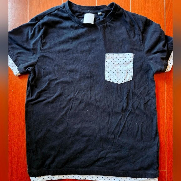 GUESS T-shirt - Picture 1 of 3